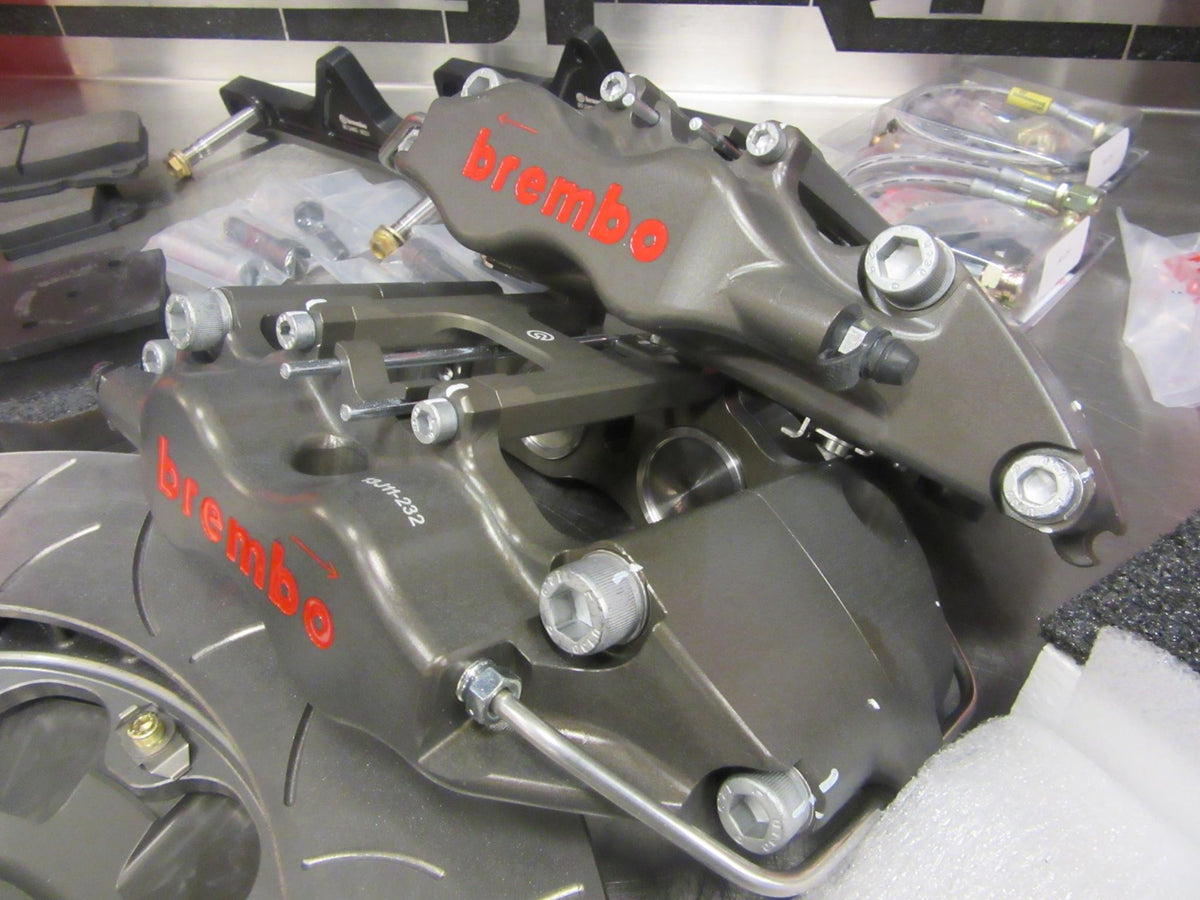 NEW Brembo Racing system for the Nissan GT-R (R35)