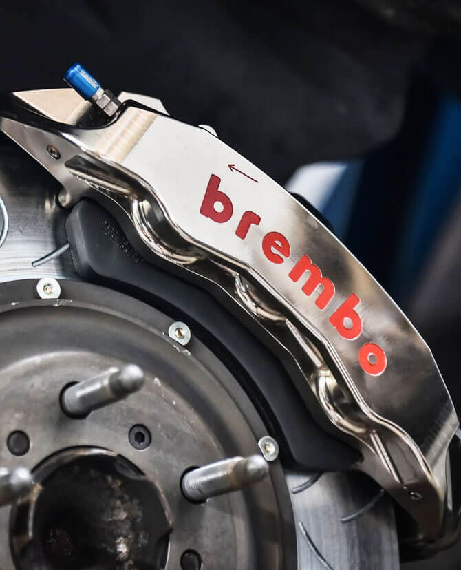 Race-Bred Nickel Finish